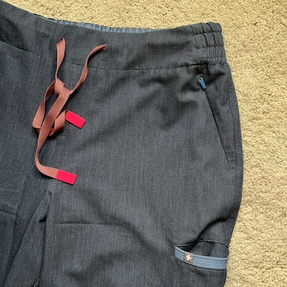 Figs NWOT size large cargo pant, Heather denim blue - Picture 3 of 7